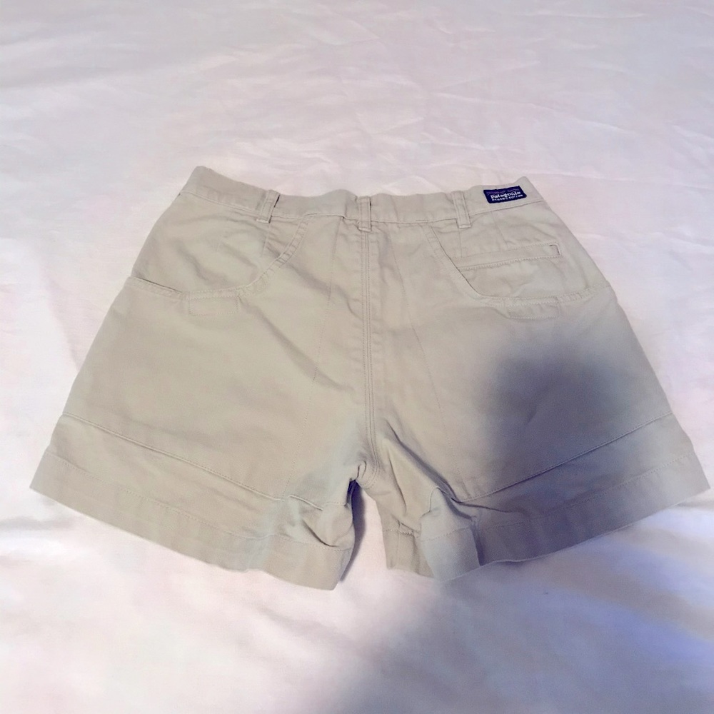 Patagonia Men’s Tan Shorts Size 30